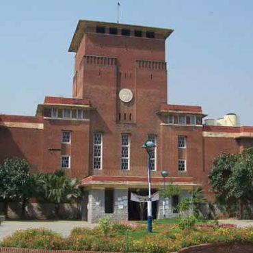 DU to end increment benefits tied to MPhil and PhD holders