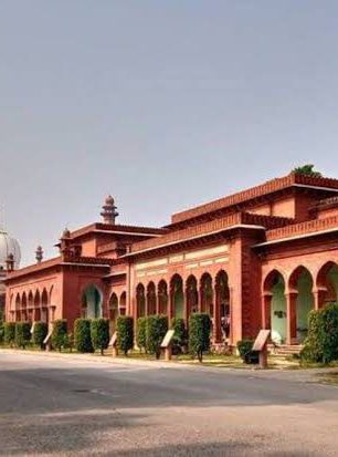 Naima Khatoon Becomes the First Woman Vice-Chancellor of AMU in 100 Years