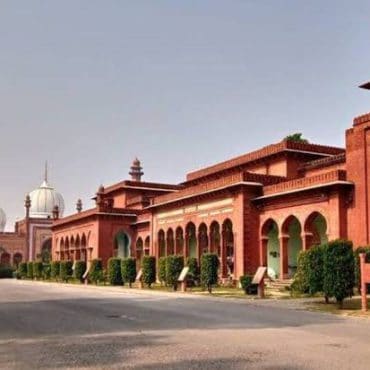 Naima Khatoon Becomes the First Woman Vice-Chancellor of AMU in 100 Years