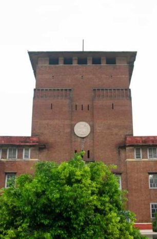 Uncertainty Shadows The Fourth Year of Delhi University’s NEP Rollout.