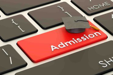 DU has released the first list of seat allotments on its CSAS portal.