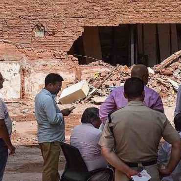Delhi Police and Housing Association Flag 56 PGs in North Campus After Satya Niketan Collapse